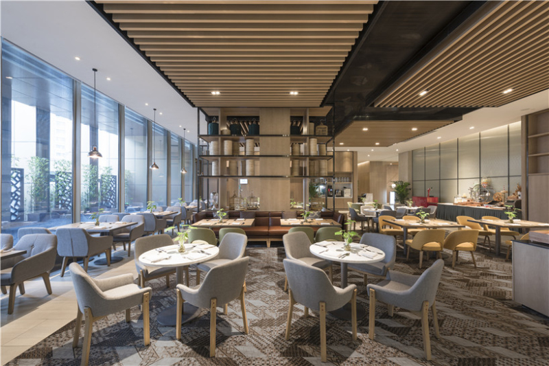 天津假日精品酒店裝修設(shè)計(jì)公司案例(圖10) 天津假日精品酒店裝修設(shè)計(jì)公司案例(圖10)