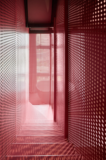 鄭州幔山精品酒店裝修設(shè)計(jì)公司案例(圖6) 鄭州幔山精品酒店裝修設(shè)計(jì)公司案例(圖6)