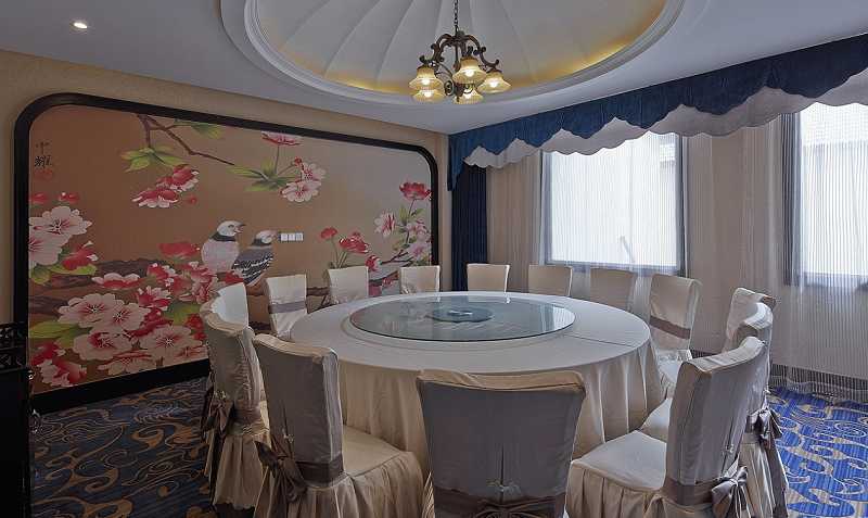 四川度假酒店裝修設(shè)計(jì)公司案例(圖6) 四川度假酒店裝修設(shè)計(jì)公司案例(圖6)