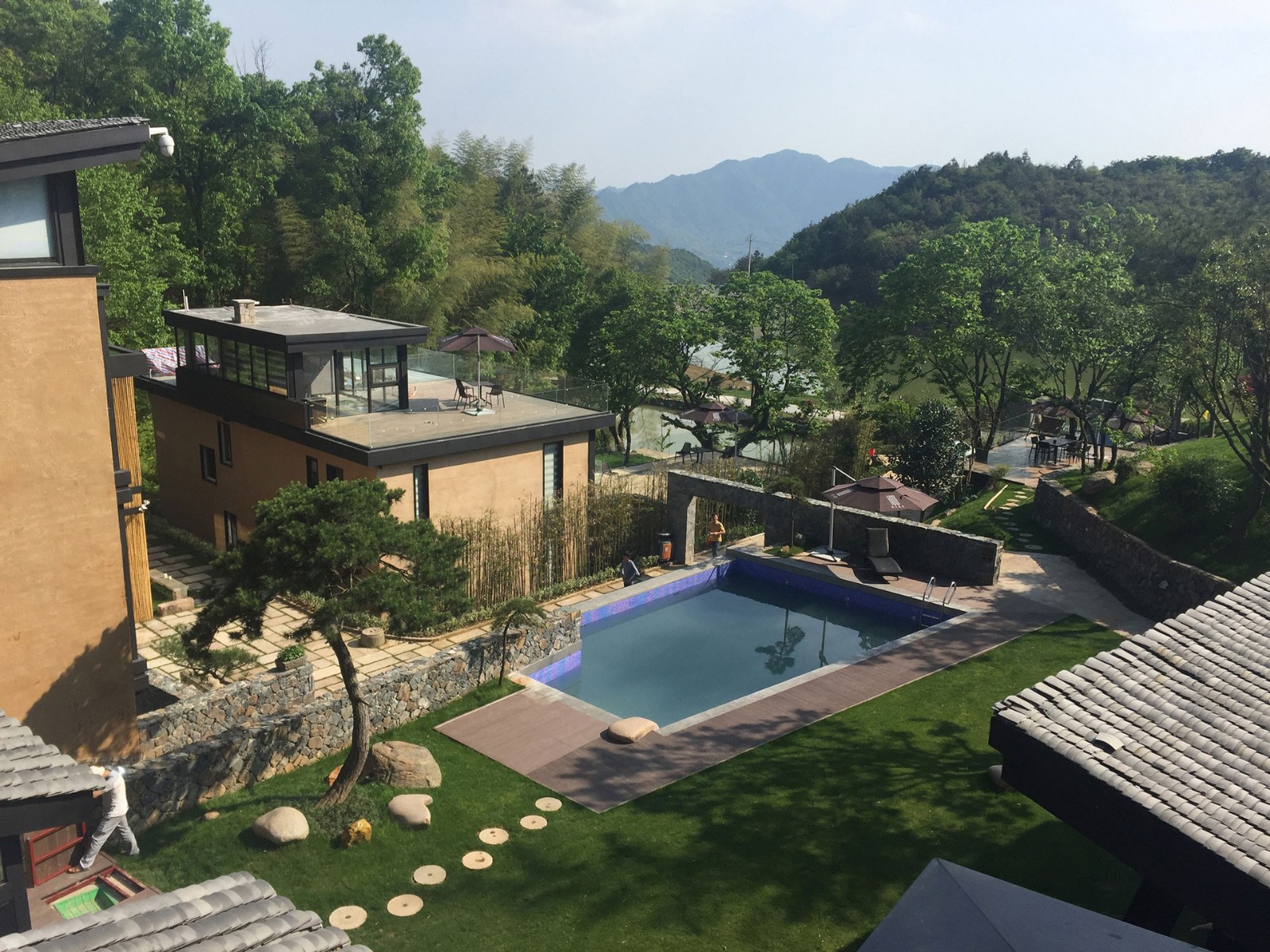 1527664613398190.jpg 浙江杭州民宿度假酒店裝修設(shè)計(jì)公司案例(圖11)