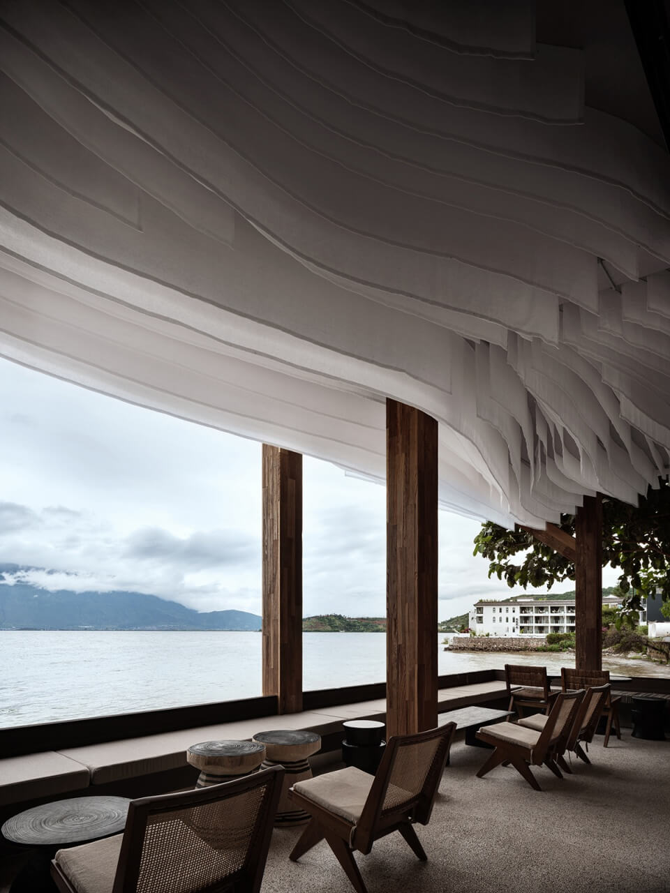 洛陽酒店裝修設(shè)計公司特色民宿設(shè)計案例(圖6) mhbszdsysdl-11.jpg