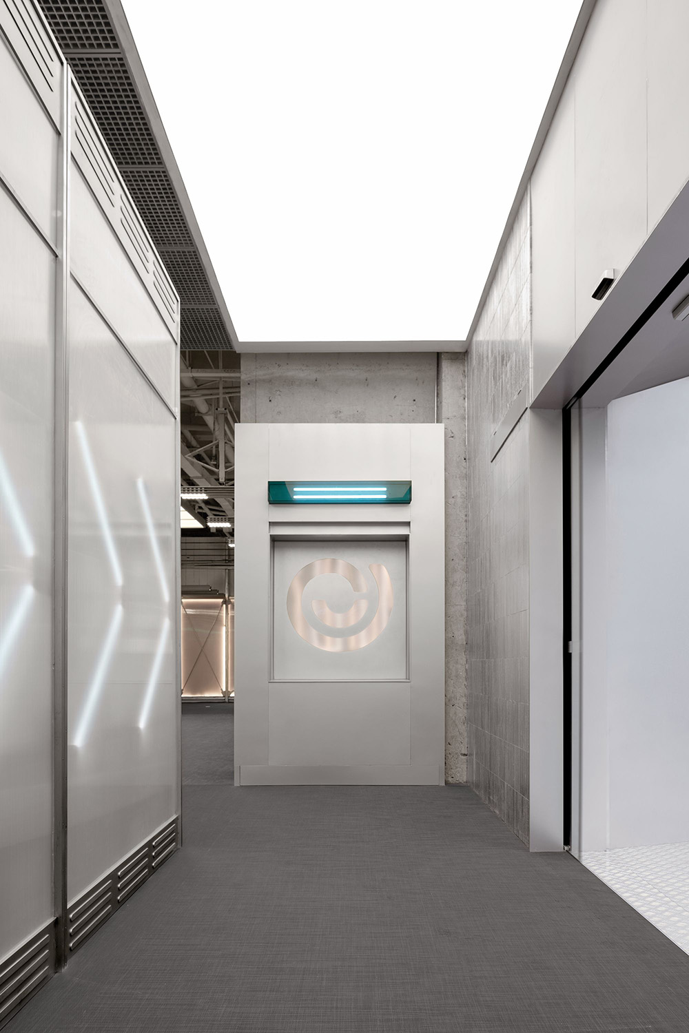 主題酒店設(shè)計公司分享易車·亞朵汽車概念酒店(圖3) 圖片 (3).jpg