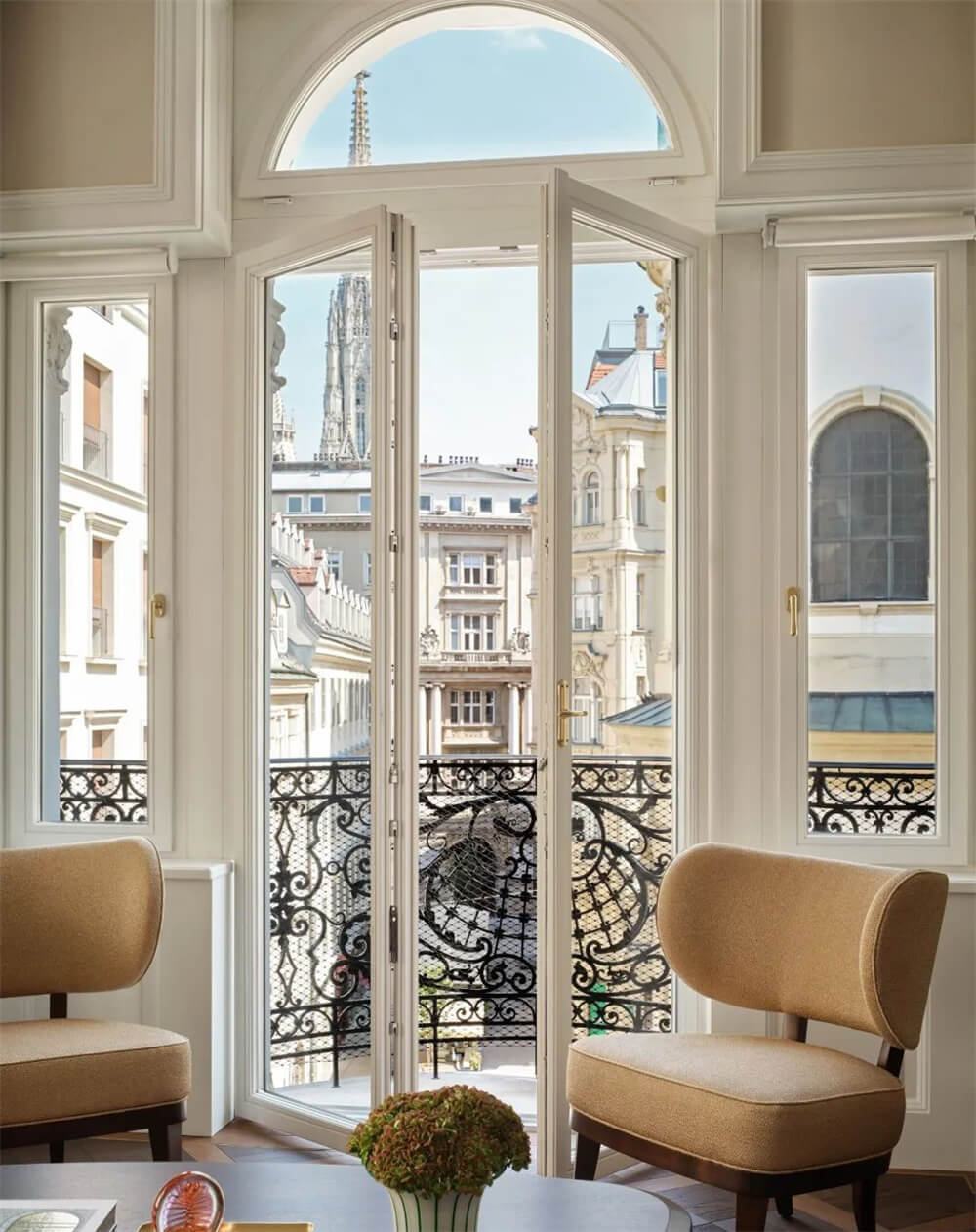 酒店設(shè)計公司推薦維也納瑰麗酒店裝修案例(圖30) 41.jpg