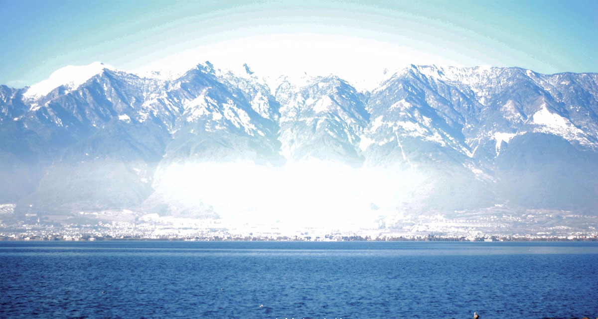 酒店裝修公司慢屋·極目度假酒店設(shè)計(jì)案例(圖1) 酒店裝修公司慢屋·極目度假酒店設(shè)計(jì)案例(圖1)