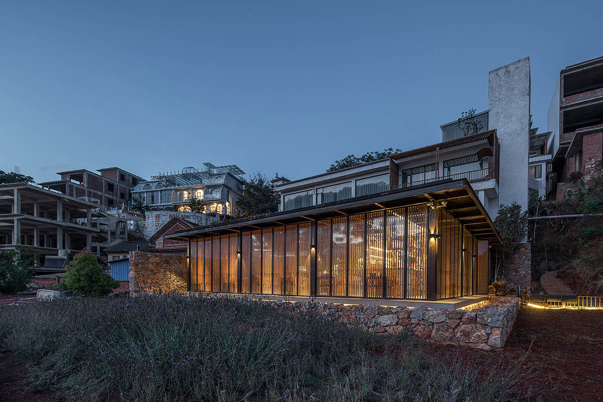 酒店裝修公司慢屋·極目度假酒店設(shè)計(jì)案例(圖3) 酒店裝修公司慢屋·極目度假酒店設(shè)計(jì)案例(圖3)