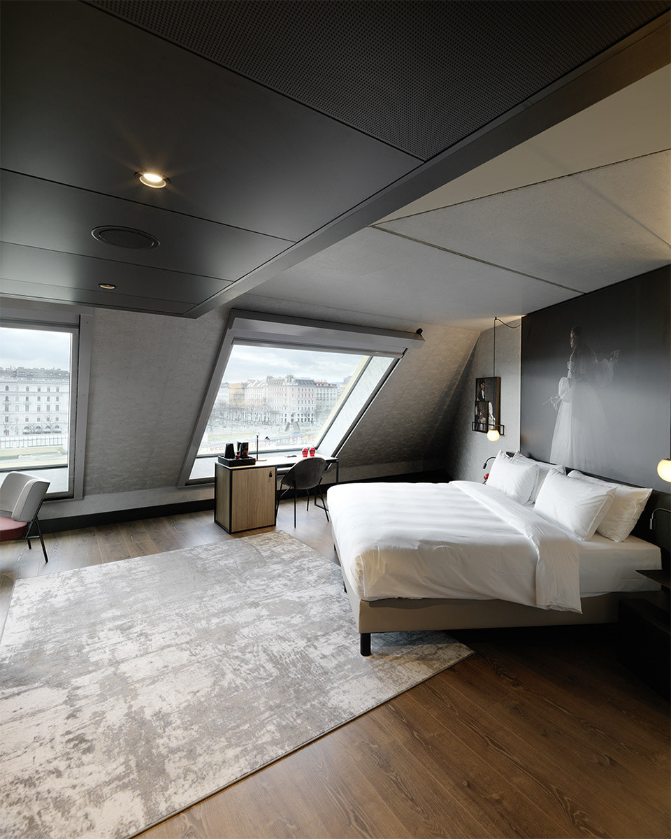 國(guó)外小而美的THE ROCK精品酒店裝修設(shè)計(jì)賞析(圖6) 國(guó)外小而美的THE ROCK精品酒店裝修設(shè)計(jì)賞析(圖6)