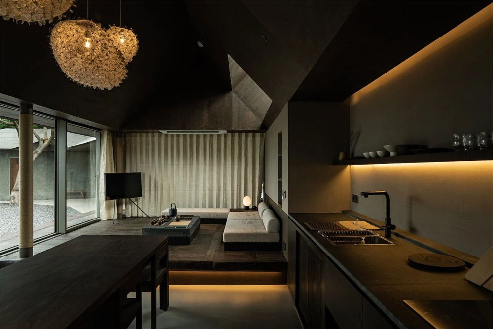 回歸田園 韓國(guó)濟(jì)州島古樸民宿設(shè)計(jì)案例(圖2) 回歸田園 韓國(guó)濟(jì)州島古樸民宿設(shè)計(jì)案例(圖2)