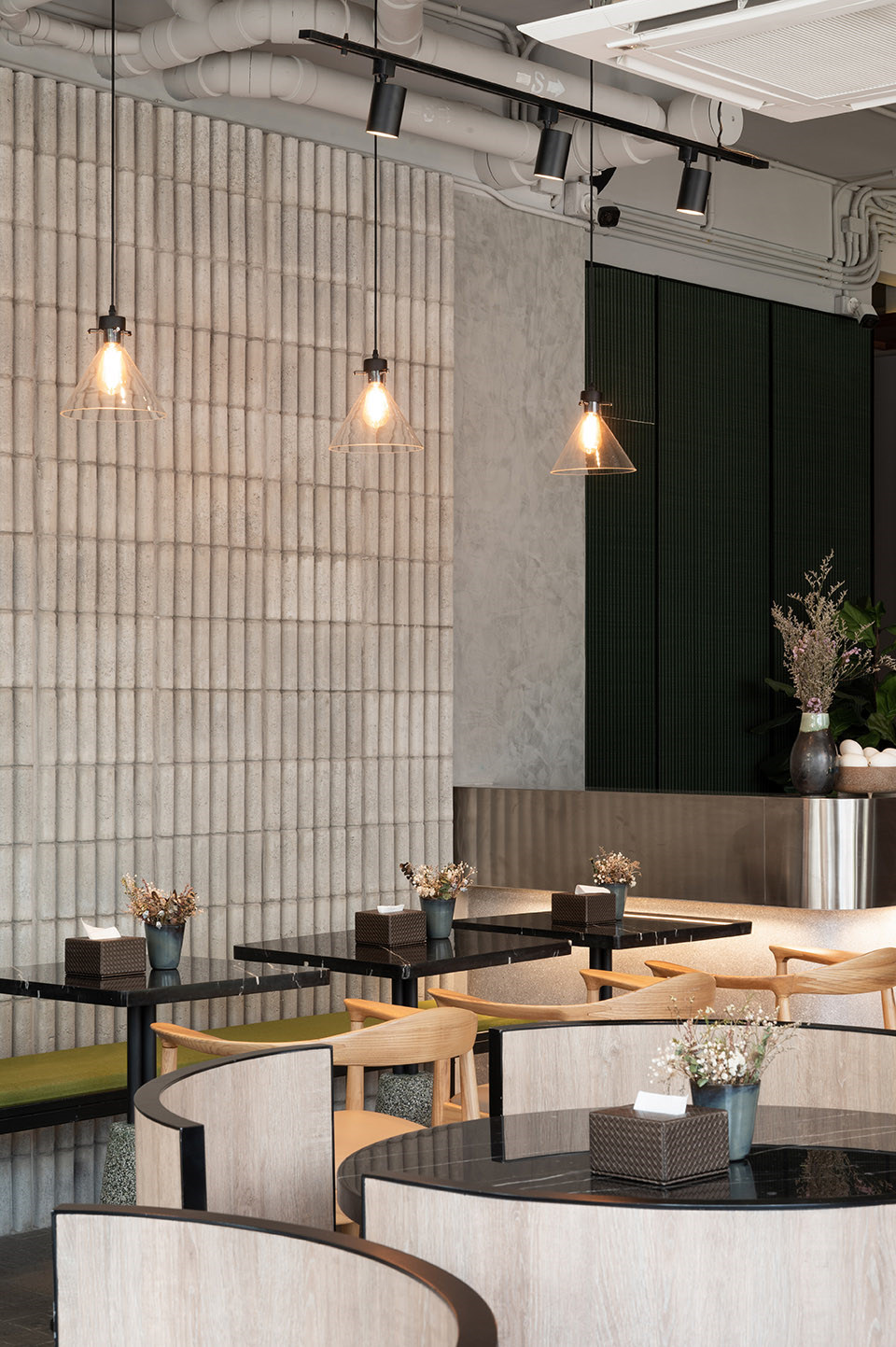 極簡工業(yè)風(fēng)鵝生活精品酒店裝修設(shè)計方案(圖5) 極簡工業(yè)風(fēng)鵝生活精品酒店裝修設(shè)計方案(圖5)