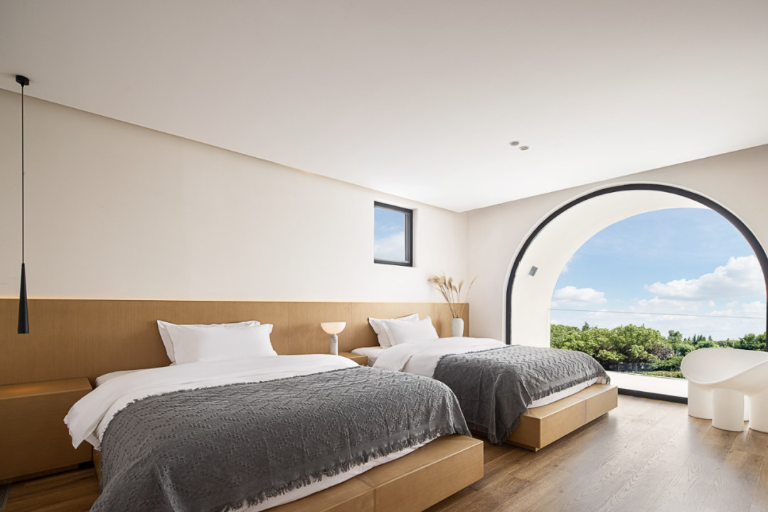 國內(nèi)版馬爾代夫度假民宿裝修設(shè)計案例(圖14) 國內(nèi)版馬爾代夫度假民宿裝修設(shè)計案例(圖14)