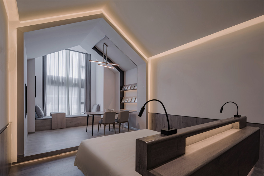 與書屋融合的亞朵 S 酒店裝修設(shè)計案例(圖8) 與書屋融合的亞朵 S 酒店裝修設(shè)計案例(圖8)