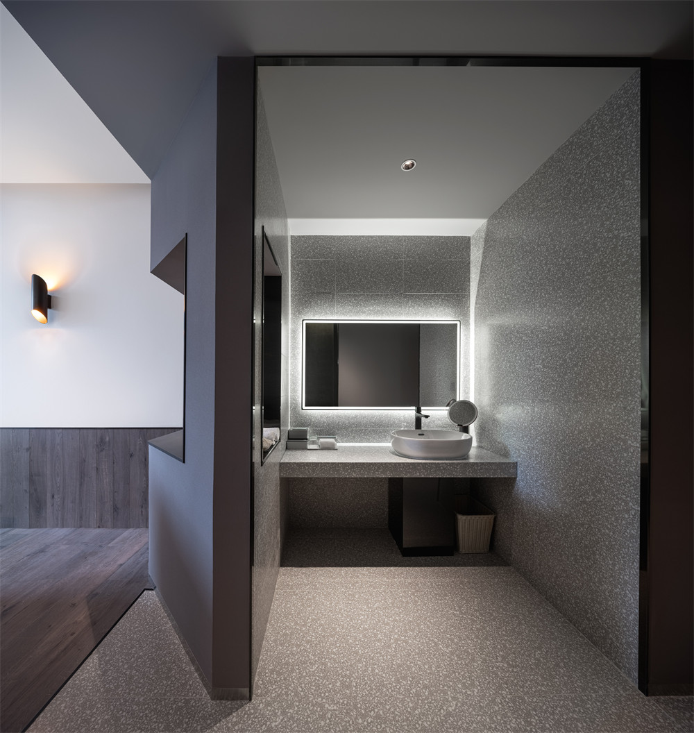 與書屋融合的亞朵 S 酒店裝修設(shè)計案例(圖14) 與書屋融合的亞朵 S 酒店裝修設(shè)計案例(圖14)