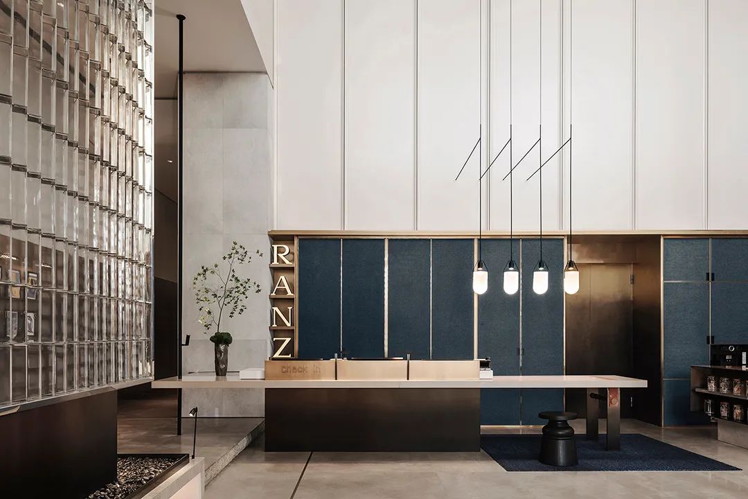 ICON HOTEL 深圳藝術(shù)人文精品酒店裝修設(shè)計案例(圖3) ICON HOTEL 深圳藝術(shù)人文精品酒店裝修設(shè)計案例(圖3)