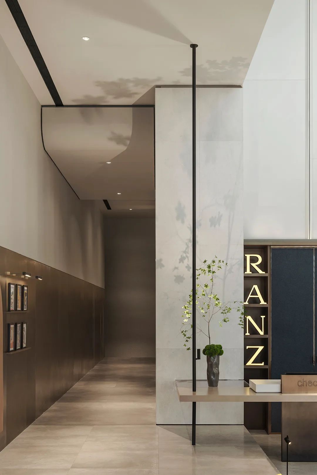 ICON HOTEL 深圳藝術(shù)人文精品酒店裝修設(shè)計案例(圖7) ICON HOTEL 深圳藝術(shù)人文精品酒店裝修設(shè)計案例(圖7)