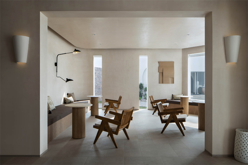 蜜悅·藍(lán)白圣島懸崖泡池海景民宿裝修設(shè)計(jì)方案(圖5) 蜜悅·藍(lán)白圣島懸崖泡池海景民宿裝修設(shè)計(jì)方案(圖5)