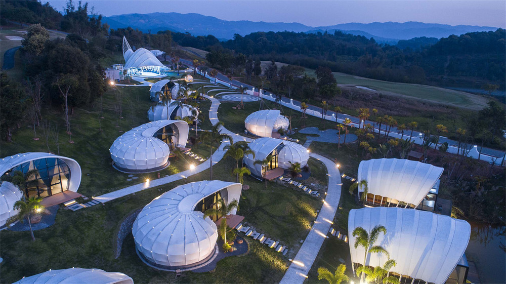 云南可見澤棲藝術(shù)帳篷酒店裝修設(shè)計(jì)方案 (圖1) 云南可見澤棲藝術(shù)帳篷酒店裝修設(shè)計(jì)方案 (圖1)