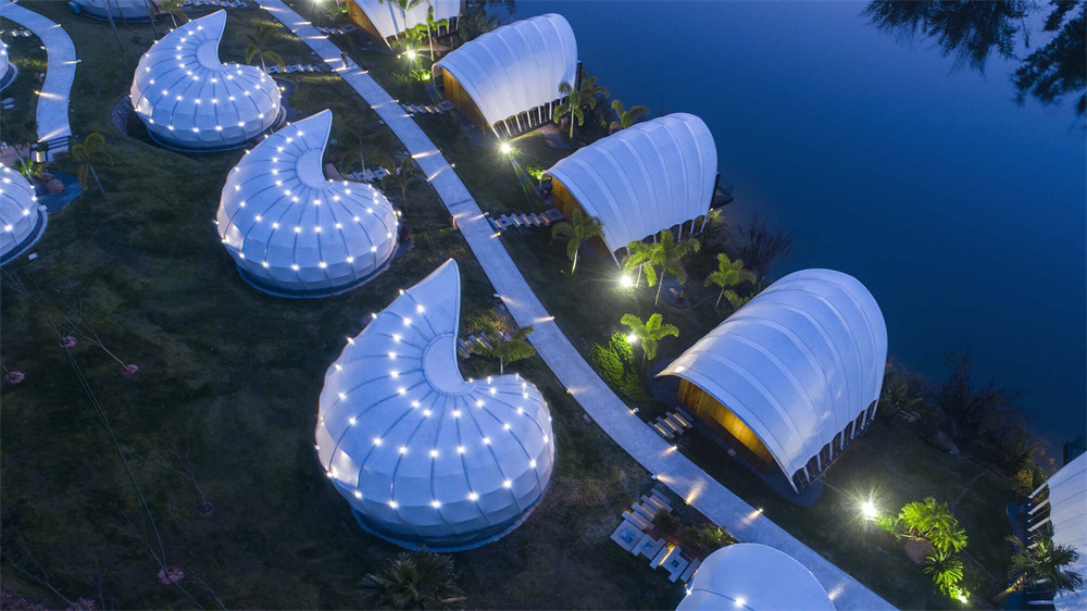 云南可見澤棲藝術(shù)帳篷酒店裝修設(shè)計(jì)方案 (圖2) 云南可見澤棲藝術(shù)帳篷酒店裝修設(shè)計(jì)方案 (圖2)