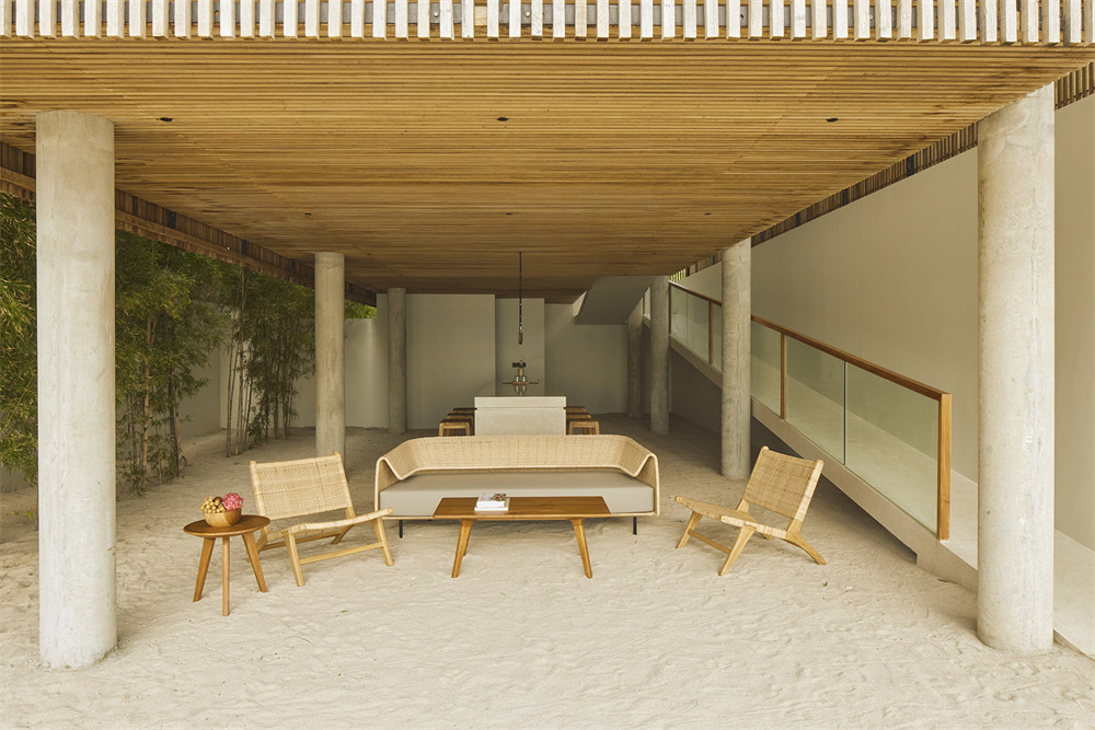 現(xiàn)代環(huán)保自然的Innit Lombok海濱酒店裝修設(shè)計方案(圖4) 現(xiàn)代環(huán)保自然的Innit Lombok海濱酒店裝修設(shè)計方案(圖4)