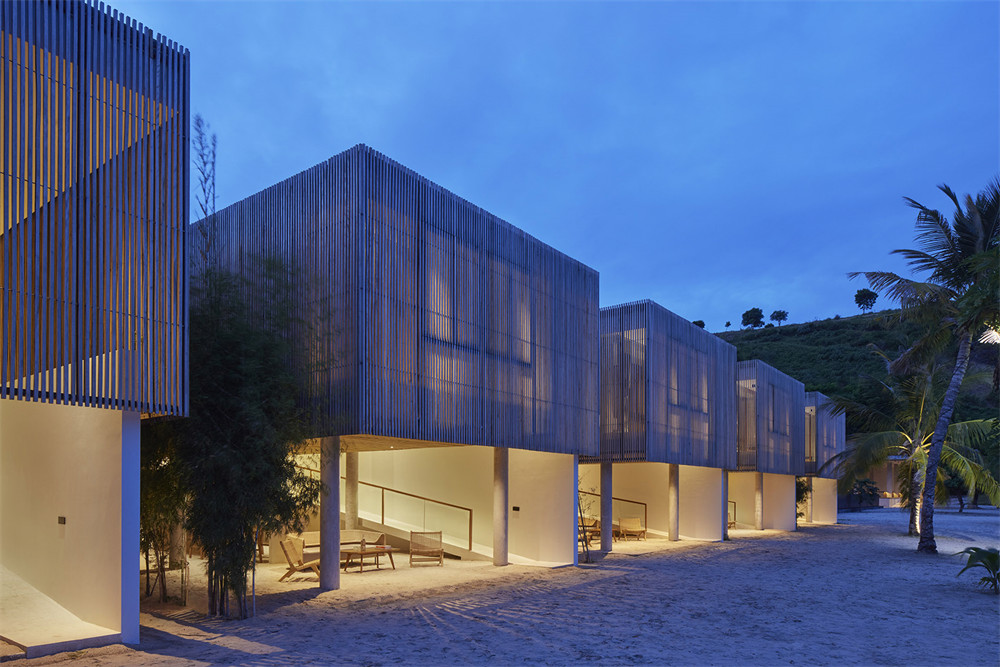 現(xiàn)代環(huán)保自然的Innit Lombok海濱酒店裝修設(shè)計方案(圖8) 現(xiàn)代環(huán)保自然的Innit Lombok海濱酒店裝修設(shè)計方案(圖8)