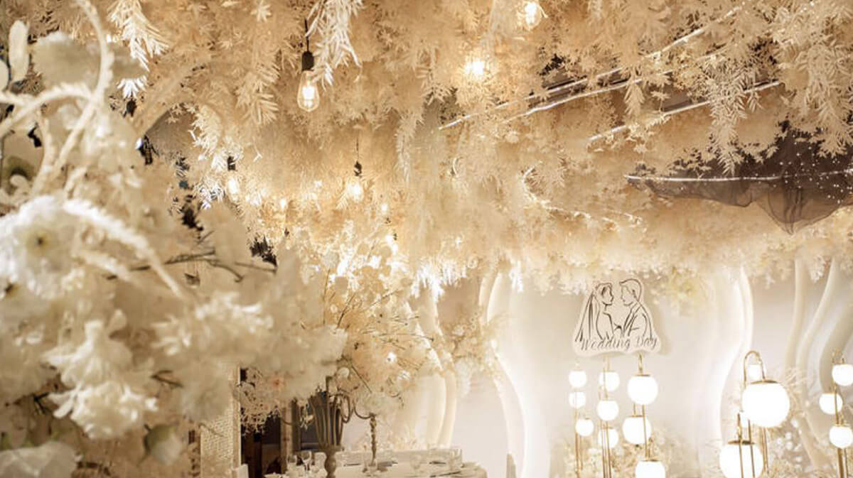 鄭州初見花海主題婚禮堂裝修設(shè)計(jì)(圖4) 1-21112415532D32.jpg