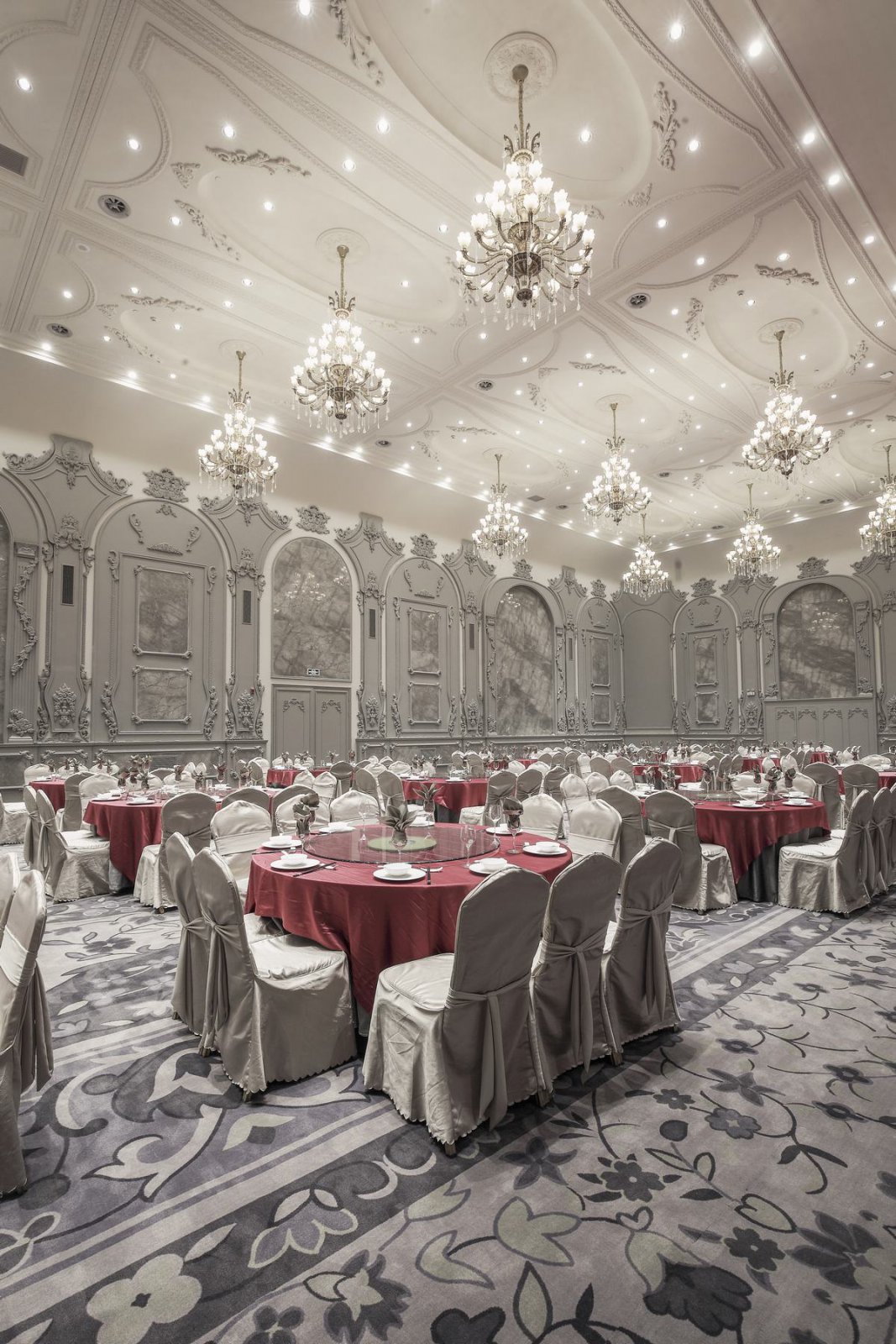 周口婚宴酒店裝修設(shè)計(jì)案例(圖3) 2-211009151Z5F5.jpg