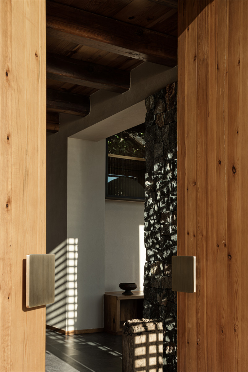 河南民宿設(shè)計公司推薦東方美學(xué)半山民宿裝修設(shè)計(圖5) 2023-06-25 172002.jpg