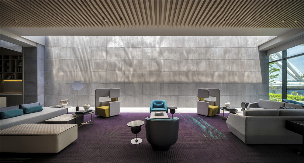 主打年輕時尚的皇冠假日五星級商務(wù)酒店裝修設(shè)計(圖6) 8227443_PIC11.jpg