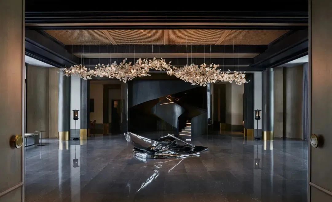 當(dāng)代東方美學(xué)鑒湖云舍酒店裝修設(shè)計(jì)案例(圖4) 640 (7).jpg