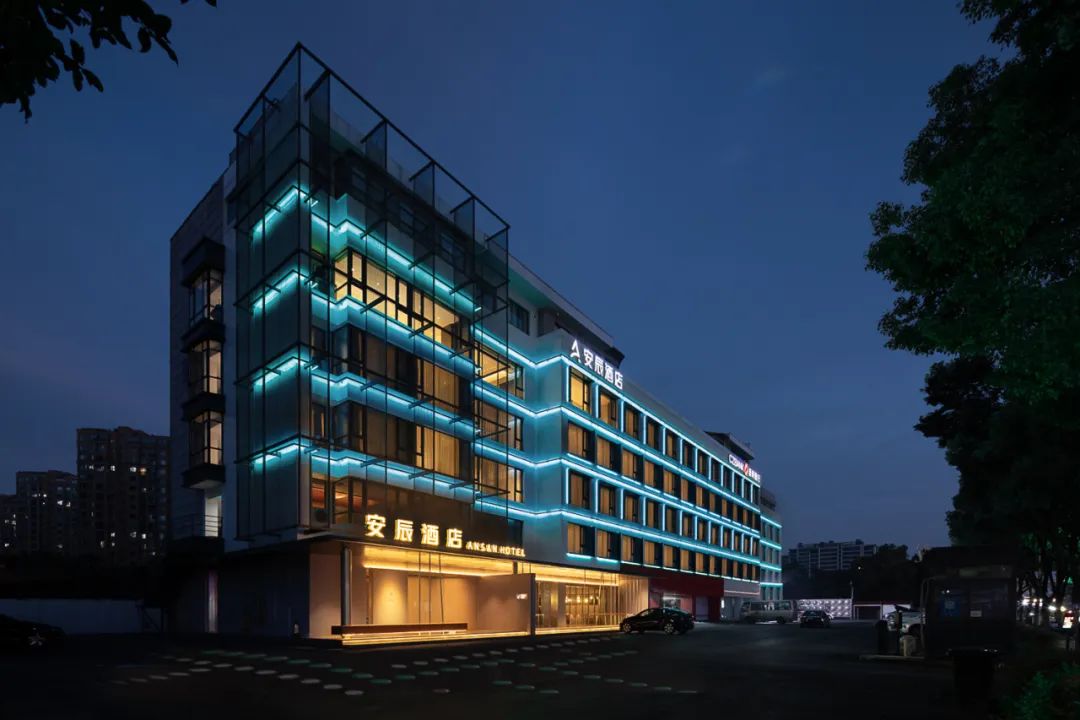 城市商務(wù)酒店的時尚表達(dá) 安辰酒店改造設(shè)計案例(圖1) 640 (5).jpg