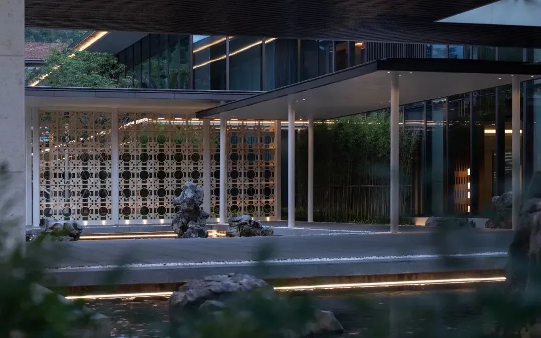 新嶺南風(fēng)格廣州中山溫泉賓館裝修設(shè)計(圖1) 640_wx_fmt=jpeg&wxfrom=5&wx_lazy=1&wx_co=1 (1).jpg