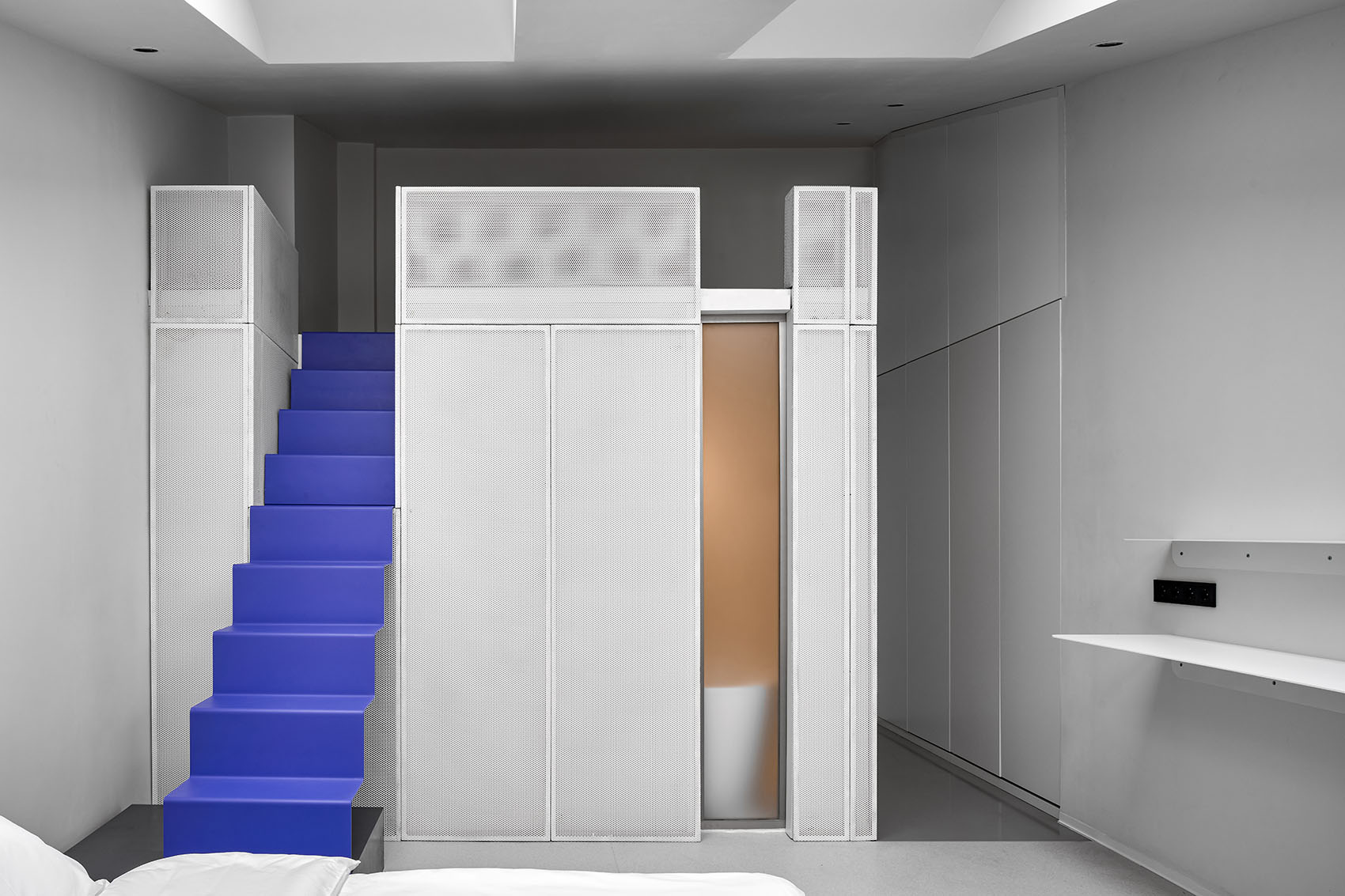 專為年輕人打造的低造價Faces酒店裝修設計方案(圖3) 10934358_vsszan184053281054261.jpg