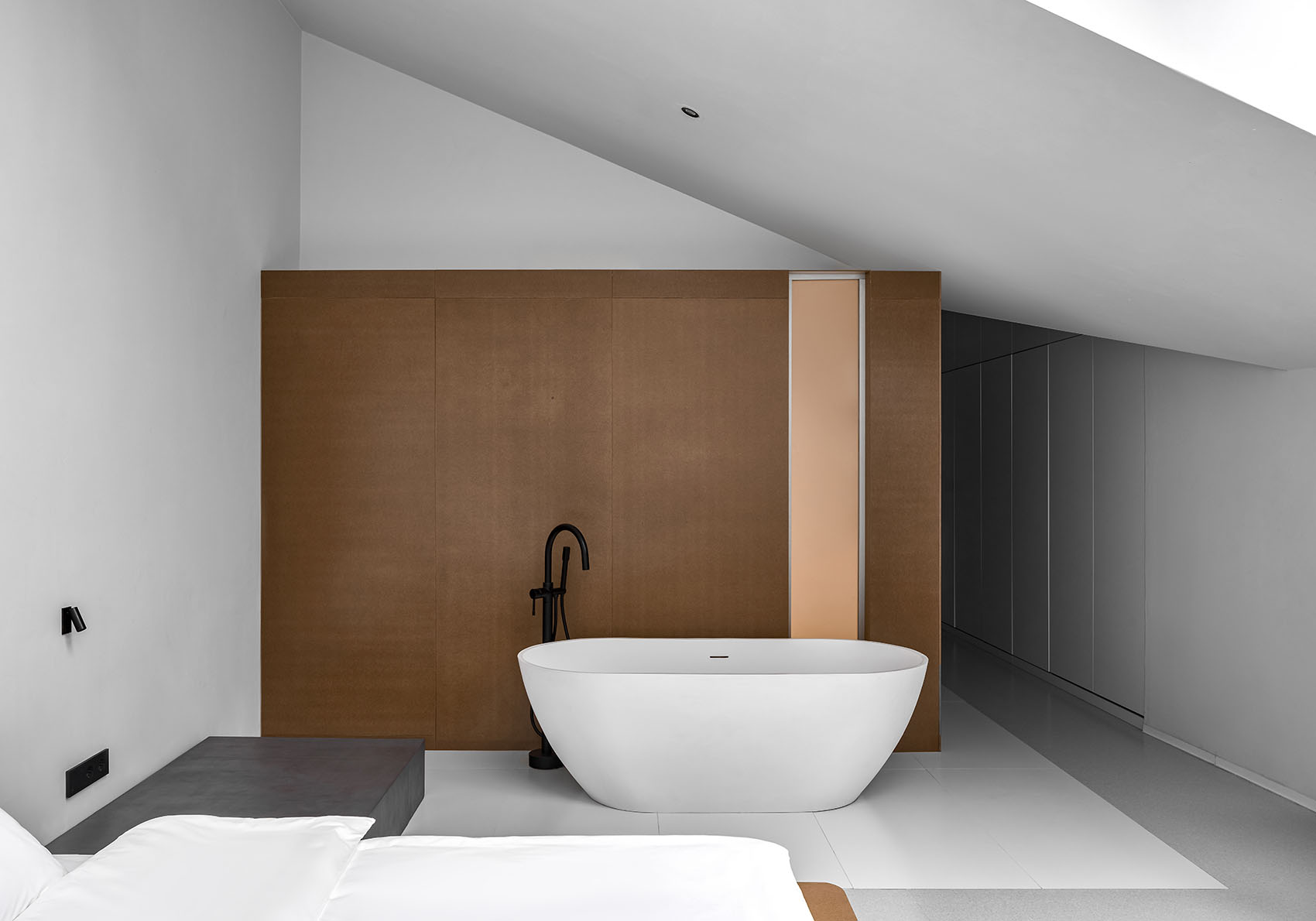 專為年輕人打造的低造價Faces酒店裝修設計方案(圖9) 10934367_vsszan1840532810542610.jpg