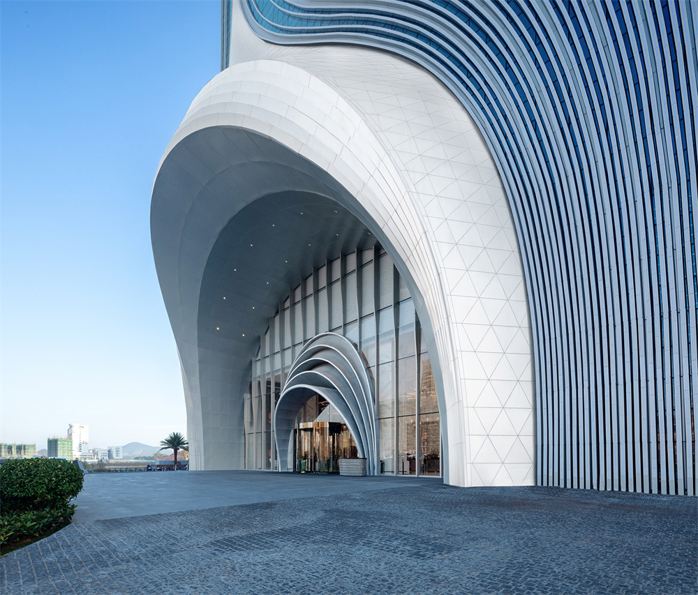 新中式奢華 廣東潘州國(guó)際大酒店裝修設(shè)計(jì)方案(圖2) 11103338_vsszan185715181643206.jpg