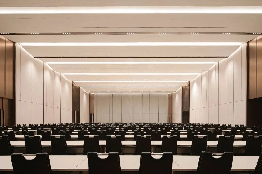 河北廊坊臨空國際會展中心裝修設(shè)計方案(圖10) 640_wx_fmt=jpeg&tp=webp&wxfrom=5&wx_lazy=1&wx_co=1.webp (8).jpg