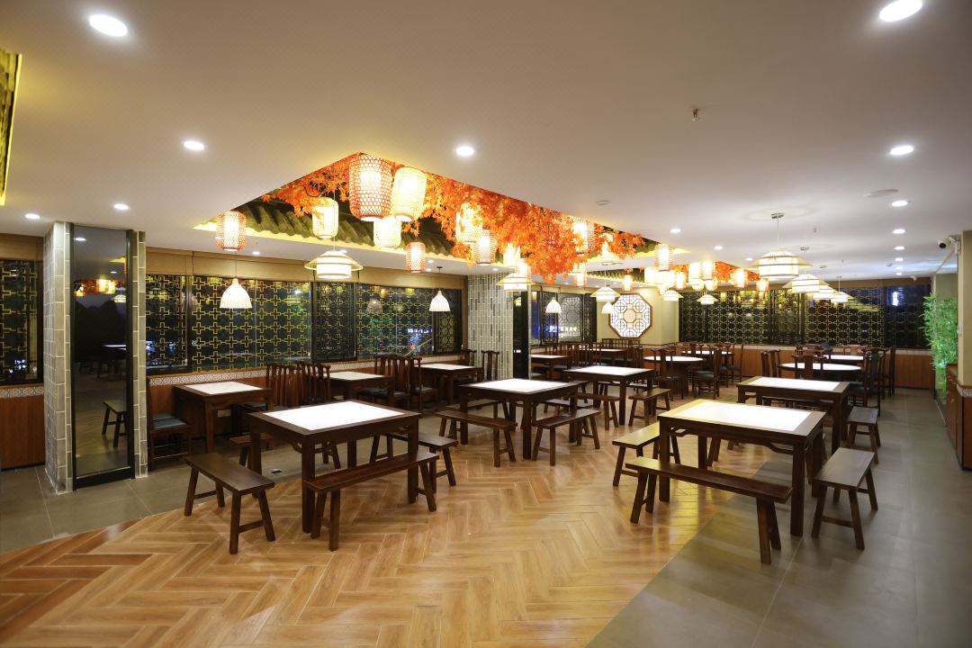 深圳秋果連鎖精品酒店裝修設(shè)計(圖5) 1mc3s12000ca5fvwyA791_W_1080_808_R5_D.jpg