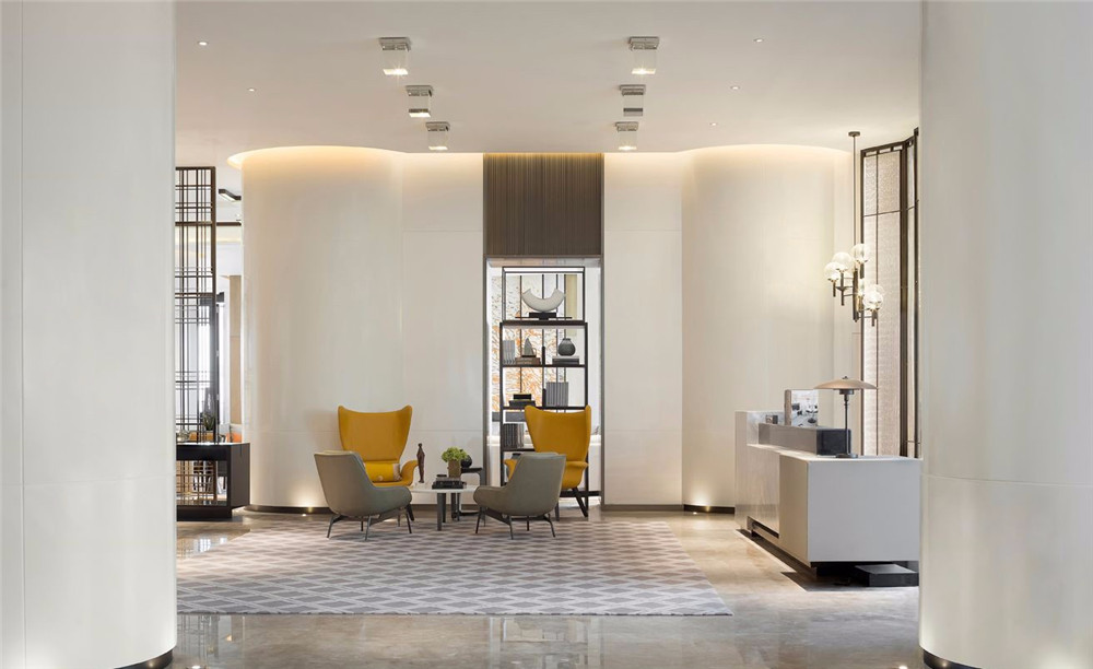 海南洛克灣度假酒店設(shè)計(jì)裝修方案(圖4) 海南洛克灣度假酒店大廳休閑區(qū)設(shè)計(jì)裝修方案