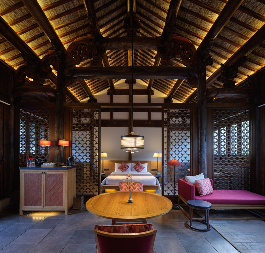 徽派特色酒店裝修 蘭亭安麓度假酒店設(shè)計(jì)裝修實(shí)(圖8) 徽派特色酒店裝修 蘭亭安麓度假酒店設(shè)計(jì)裝修實(shí)景圖